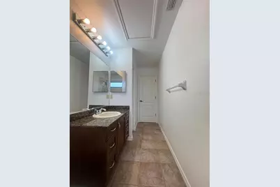 6077 Marella Drive, Sarasota, FL 34243 - Photo 29