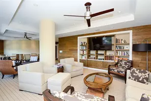 915 Seaside Dr, Sarasota, FL 34242 - Photo 41