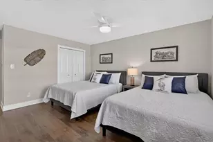 5830 Midnight Pass Rd, Sarasota, FL 34242 - Photo 15