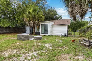 2442 Novus St, Sarasota, FL 34237 - Photo 29