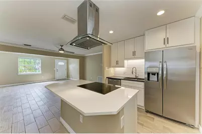 1300 Loma Linda Court, Sarasota, FL 34239 - Photo 25