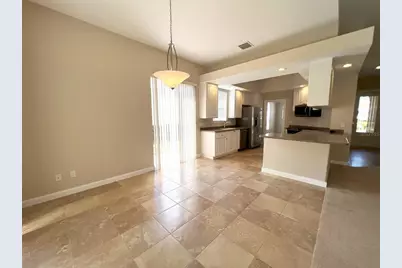5746 Benevento Dr, Sarasota, FL 34238 - Photo 5