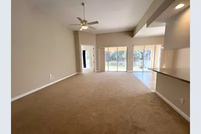 5746 Benevento Dr, Sarasota, FL 34238 - Photo 7