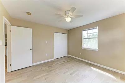 1300 Loma Linda Court, Sarasota, FL 34239 - Photo 19