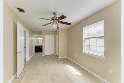 1300 Loma Linda Court, Sarasota, FL 34239 - Photo 27