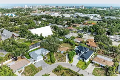 1300 Loma Linda Court, Sarasota, FL 34239 - Photo 47