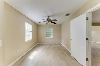 1300 Loma Linda Court, Sarasota, FL 34239 - Photo 25