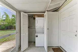1300 Loma Linda Ct, Sarasota, FL 34239 - Photo 37