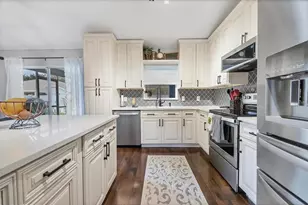 4624 73rd St E, Bradenton, FL 34203 - Photo 11