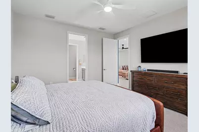 8144 Sternway Road, Sarasota, FL 34240 - Photo 13