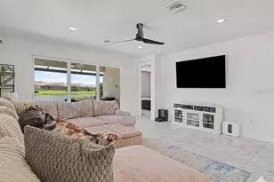 8144 Sternway Rd, Sarasota, FL 34240 - Photo 7