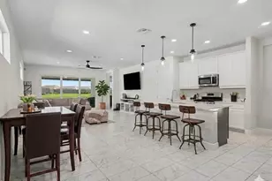 8144 Sternway Rd, Sarasota, FL 34240 - Photo 11