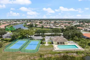 567 Lake of the Woods Dr, Venice, FL 34293 - Photo 39