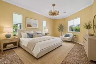 567 Lake of the Woods Dr, Venice, FL 34293 - Photo 11