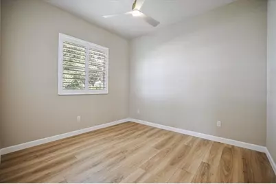 567 Lake Of The Woods Drive, Venice, FL 34293 - Photo 19