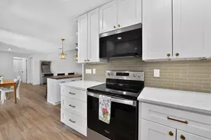 6378 Draw Ln, Sarasota, FL 34238 - Photo 7