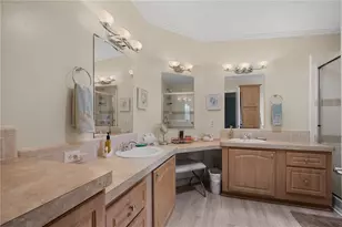 8433 Regal Way, Palmetto, FL 34221 - Photo 15
