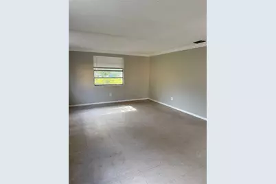 1012 57th Ave Drive E, Bradenton, FL 34203 - Photo 9