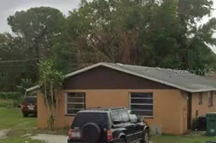 1012 57th Ave Dr E, Bradenton, FL 34203 - Photo 1