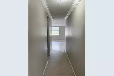 1012 57th Ave Drive E, Bradenton, FL 34203 - Photo 11