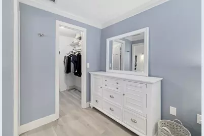3304 Spring Mill Circle, Sarasota, FL 34239 - Photo 21