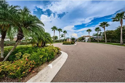 1921 Hawks View Drive, Ruskin, FL 33570 - Photo 47