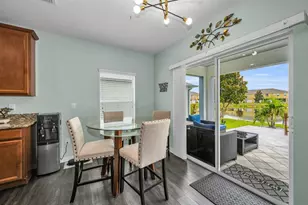 1921 Hawks View Dr, Ruskin, FL 33570 - Photo 21