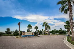 1921 Hawks View Dr, Ruskin, FL 33570 - Photo 45