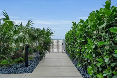 70 Avenida Veneccia #304, Sarasota, FL 34242 - Photo 39