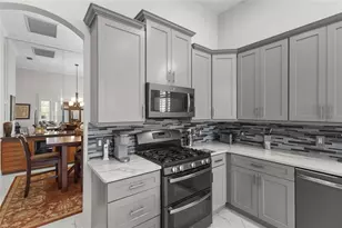 7622 Desert Inn Way, Bradenton, FL 34202 - Photo 13