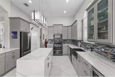 7622 Desert Inn Way, Bradenton, FL 34202 - Photo 11