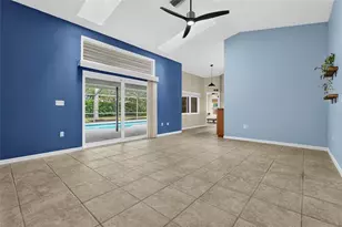 4407 Diamond Cir N, Sarasota, FL 34233 - Photo 21