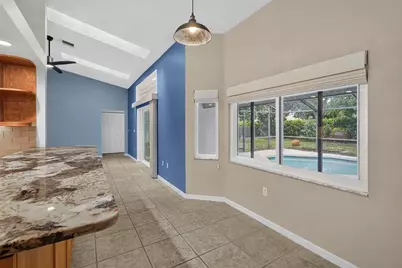 4407 Diamond Circle N, Sarasota, FL 34233 - Photo 25