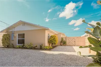 2907 Hyde Park Street, Sarasota, FL 34239 - Photo 1