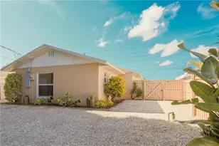 2907 Hyde Park St, Sarasota, FL 34239 - Photo 1