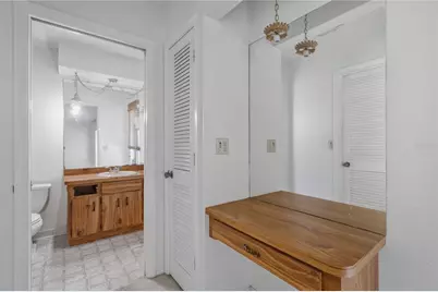 213 Whispering Oaks Court, Sarasota, FL 34232 - Photo 19
