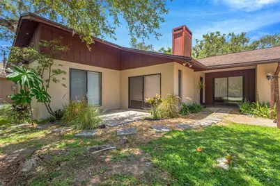 213 Whispering Oaks Court, Sarasota, FL 34232 - Photo 5