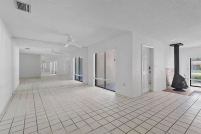 213 Whispering Oaks Court, Sarasota, FL 34232 - Photo 9