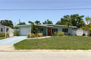 2215 Alvarado Ln, Sarasota, FL 34231 - Photo 27