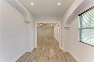 1712 4th St W, Palmetto, FL 34221 - Photo 27