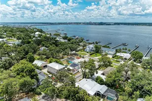 1712 4th St W, Palmetto, FL 34221 - Photo 75