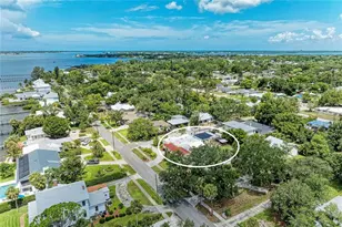 1712 4th St W, Palmetto, FL 34221 - Photo 7