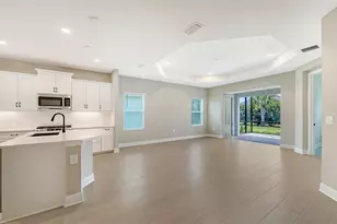2324 Blue Mahoe Ln, Sarasota, FL 34240 - Photo 21