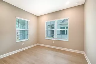 2324 Blue Mahoe Ln, Sarasota, FL 34240 - Photo 31