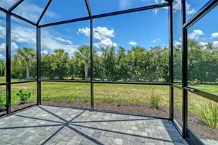 2324 Blue Mahoe Ln, Sarasota, FL 34240 - Photo 11