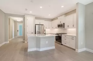 2324 Blue Mahoe Ln, Sarasota, FL 34240 - Photo 15