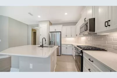 2324 Blue Mahoe Lane, Sarasota, FL 34240 - Photo 17