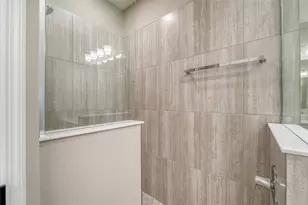 2324 Blue Mahoe Ln, Sarasota, FL 34240 - Photo 25