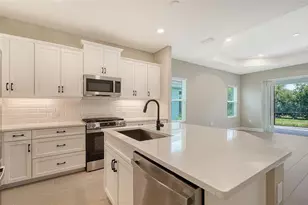 2324 Blue Mahoe Ln, Sarasota, FL 34240 - Photo 19