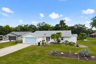 5438 Dominica Cir, Sarasota, FL 34233 - Photo 1